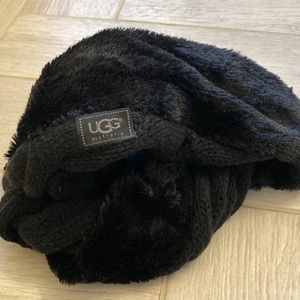 UGG Australia Infinity Scarf
